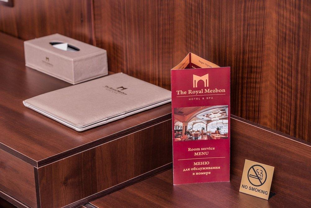 The Royal Mezbon Hotel & Spa Taskent Exterior foto